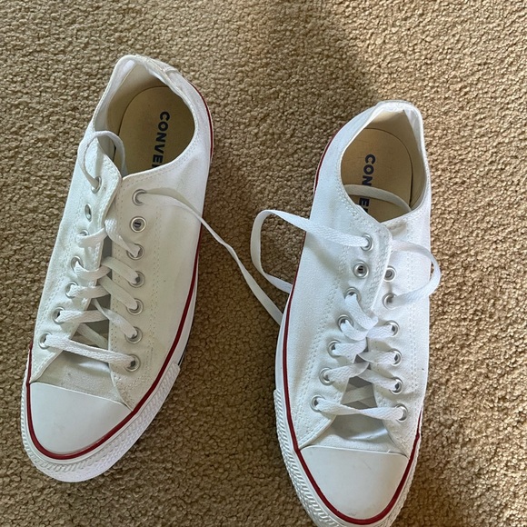 Converse White and Red Low-Top Sneakers - Picture 1 of 5